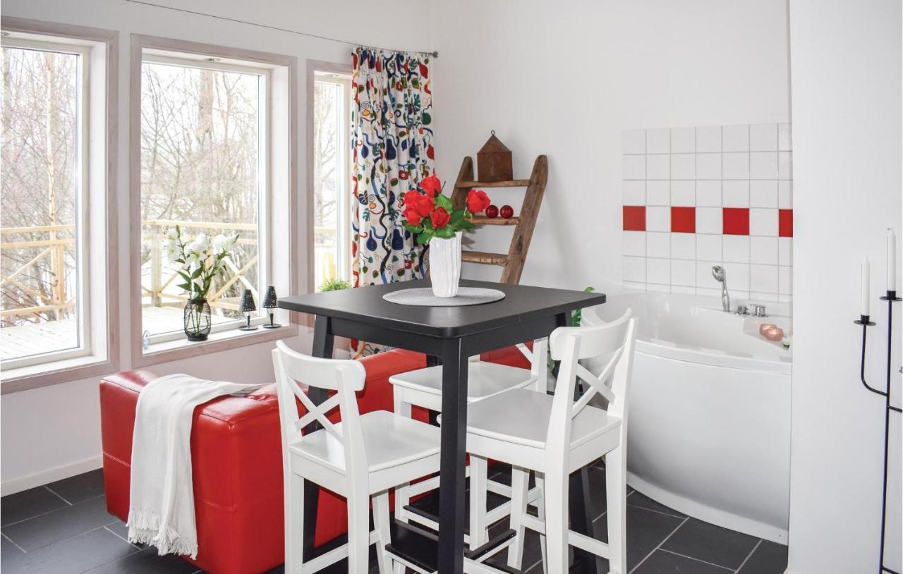 Awesome Home In Vimmerby With Wifi 外观 照片